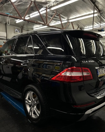 Mercedes-Benz ML cena 74900 przebieg: 167200, rok produkcji 2012 z Ostrowiec Świętokrzyski małe 379